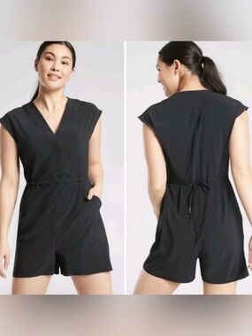 EUC- RARE Athleta ‘Marlow’ Short V-Neck Tie- Waist Romper